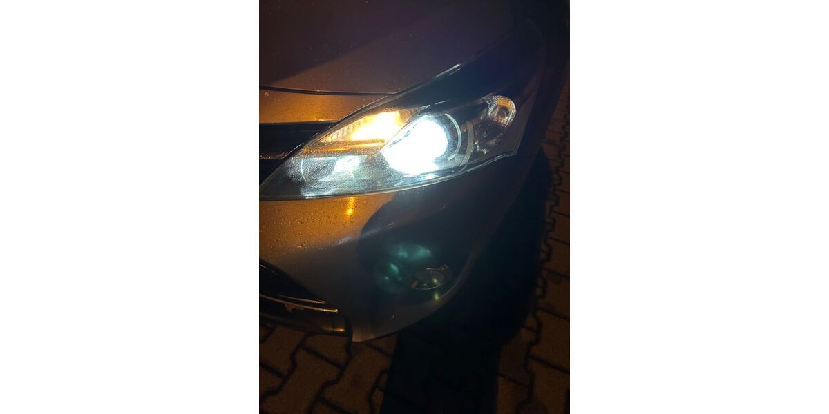 Toyota Verso 176.000 km 7.800 &euro; Rodgau OT Nieder-Rodenu 63110