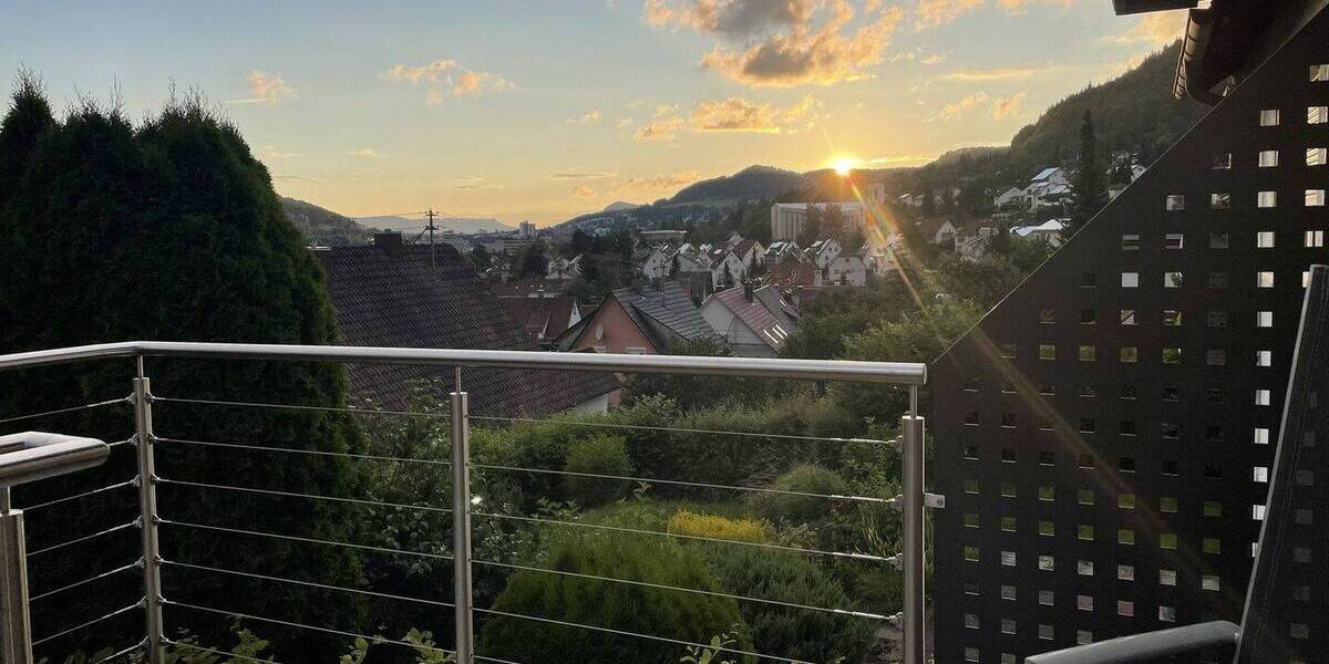 Doppelhaushälfte Albstadt Ebingen - 8 Zimmer, 185 m&sup2;, 399.000&euro; | Angebot:26777511