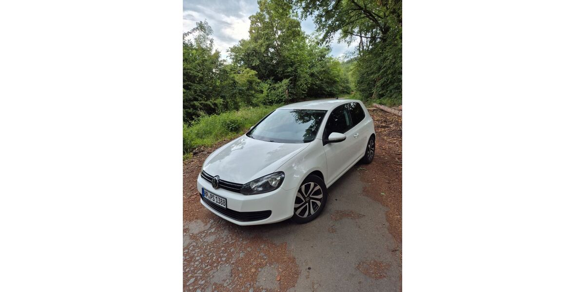 VW Golf 68.000 km 6.500 &euro; HEPPENHEIM 64646