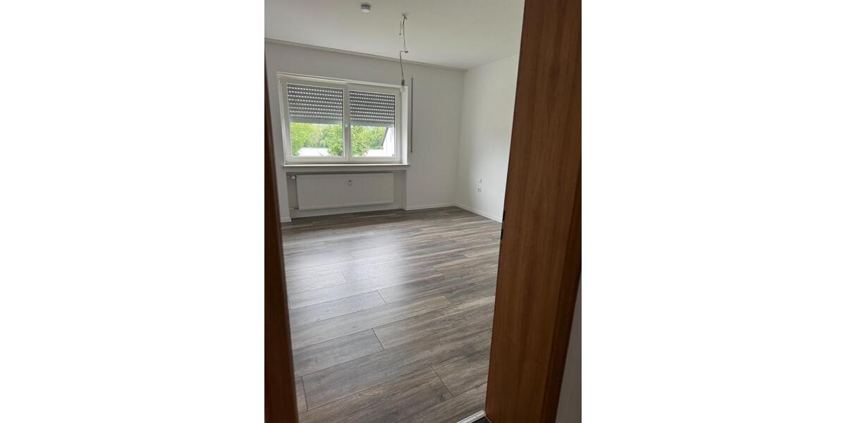 Etagenwohnung Simbach - 4 Zimmer, 97 m&sup2;, 895&euro; | Angebot:25362743