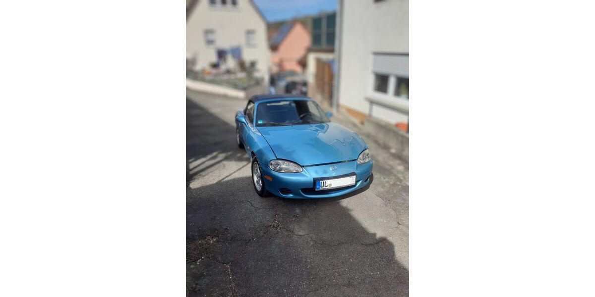 Mazda MX-5 123.000 km 6.900 € Ulm 89077