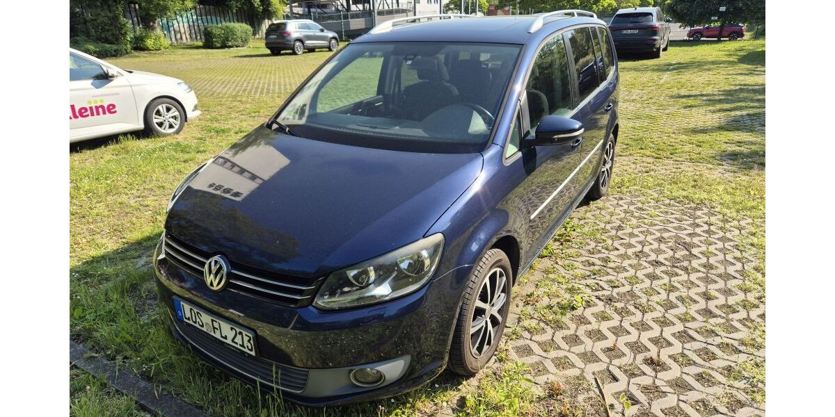 VW Touran 340.000 km 3.200 &euro; Fredersdorf-Vogelsdorf 15370