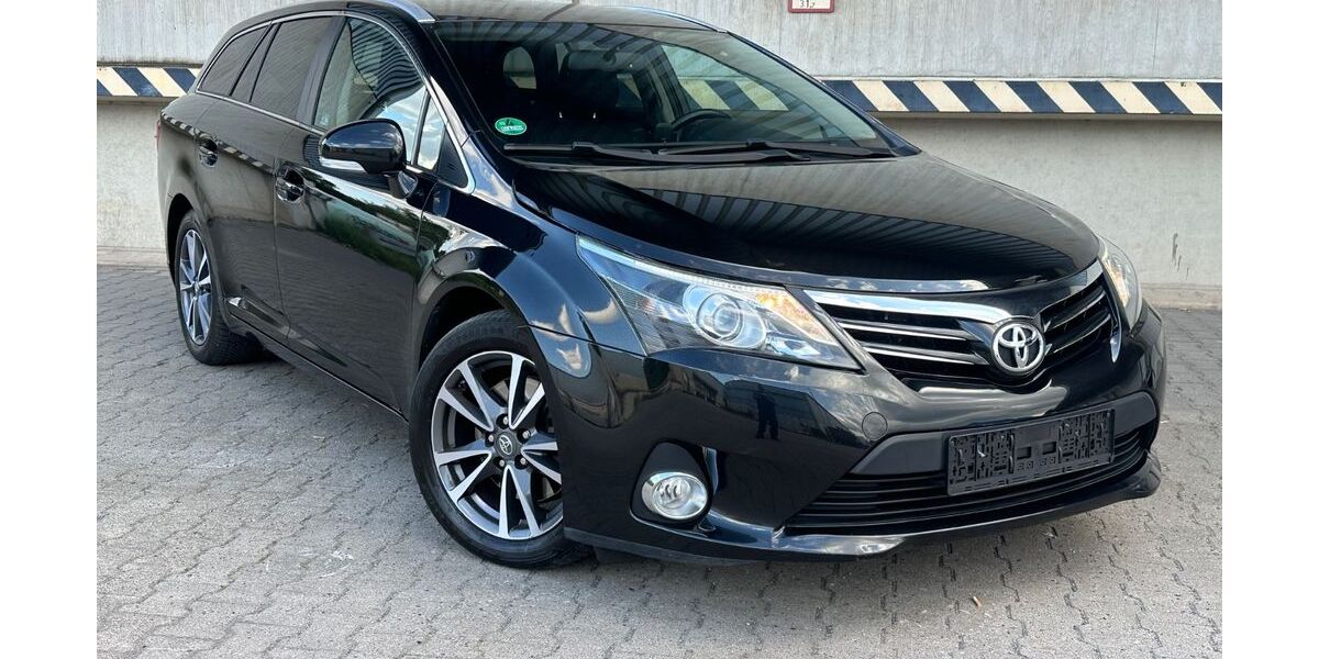 Toyota Avensis 161.000 km 7.950 &euro; Berlin 12277