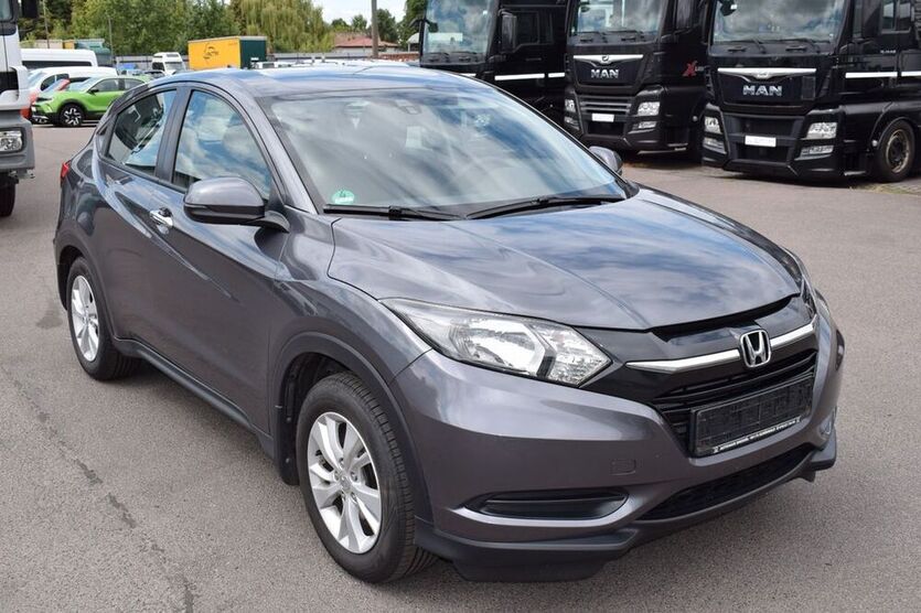 HR-V