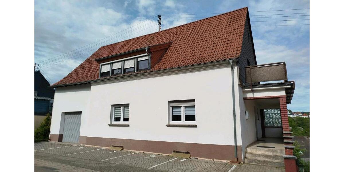 Dachgeschoßwohnung Eppelborn - 3 Zimmer, 94 m&sup2;, 520&euro; | Angebot:26412254