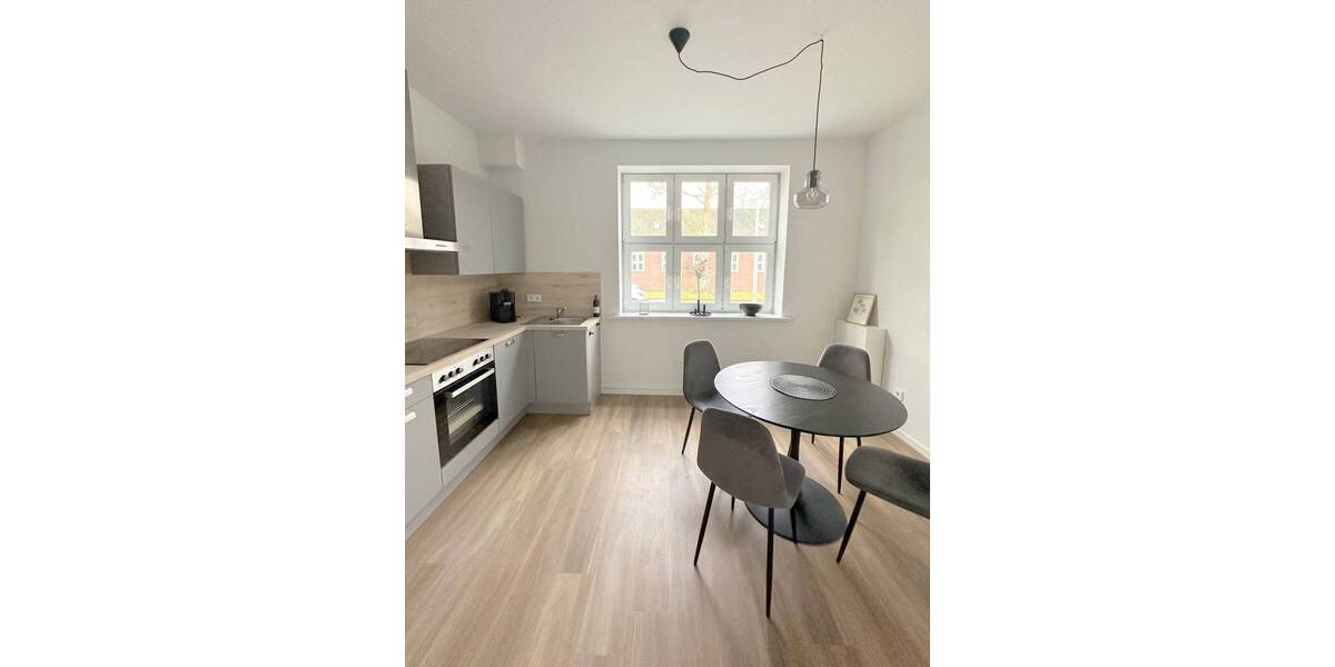 Etagenwohnung Mönchengladbach Stadtmitte - 4 Zimmer, 84 m&sup2;, 995&euro; | Angebot:26695611