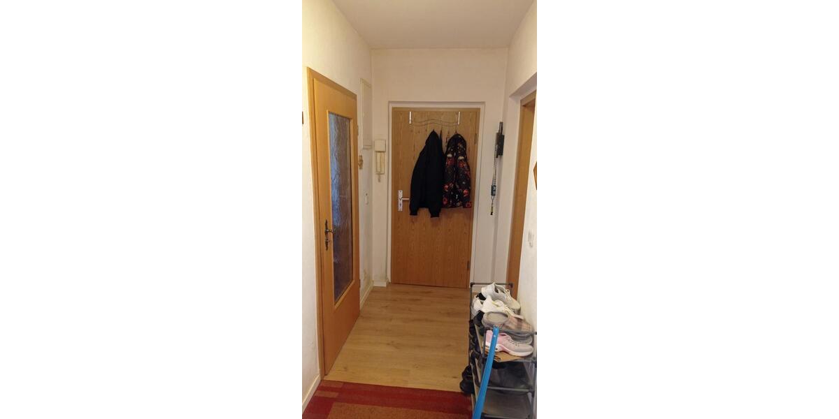 Etagenwohnung Rositz - 3 Zimmer, 65 m&sup2;, 33.000&euro; | Angebot:27075177
