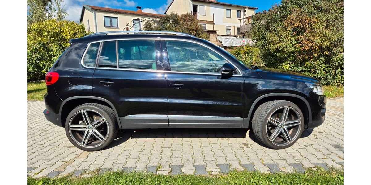 VW Tiguan 192.000 km 7.999 &euro; Waldsassen 95652