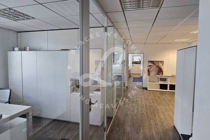 Moderne 272 m² Büro- Praxisfläche in zentraler Lage in Obertshausen