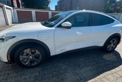 Ford Mustang Mach-E 44.000 km 32.600 € Bergheim 50127