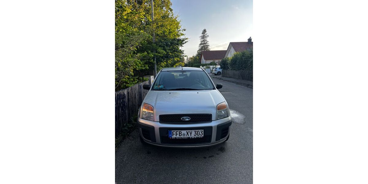Ford Fusion 138.432 km 2.200 &euro; Fürstenfeldbruck 82256