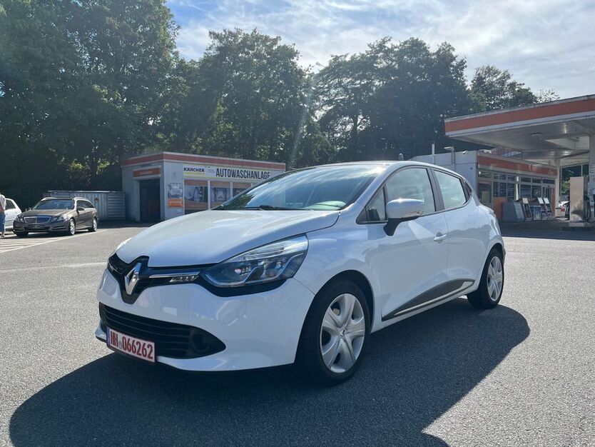 Renault Clio 137.000 km 5.199 € Hamburg 22765