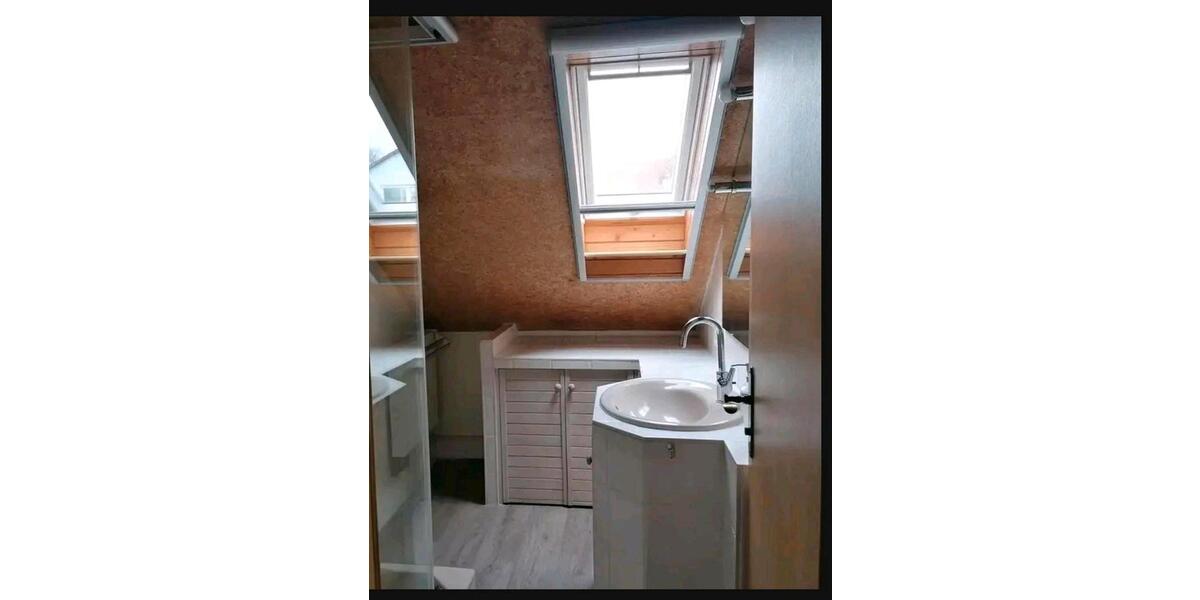 Dachgeschoßwohnung Waiblingen Bittenfeld - 3 Zimmer, 77 m&sup2;, 1.100&euro; | Angebot:26671481