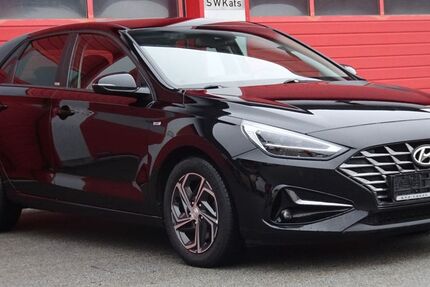 Hyundai i30 71.700 km 17.590 &euro; Hengersberg 94491