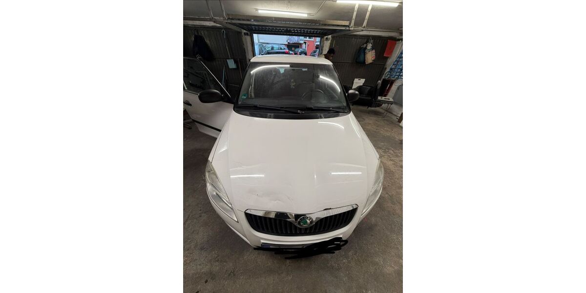 Skoda Fabia 150.000 km 2.200 &euro; Wuppertal 42327
