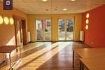 Firmenkomplex mit Garage und Einliegerwohnung 22 zimmer
