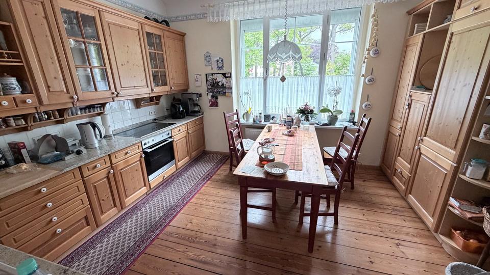 Villa Rathenow - 6 Zimmer, 190 m&sup2;, 600.000&euro; | Angebot:26693694