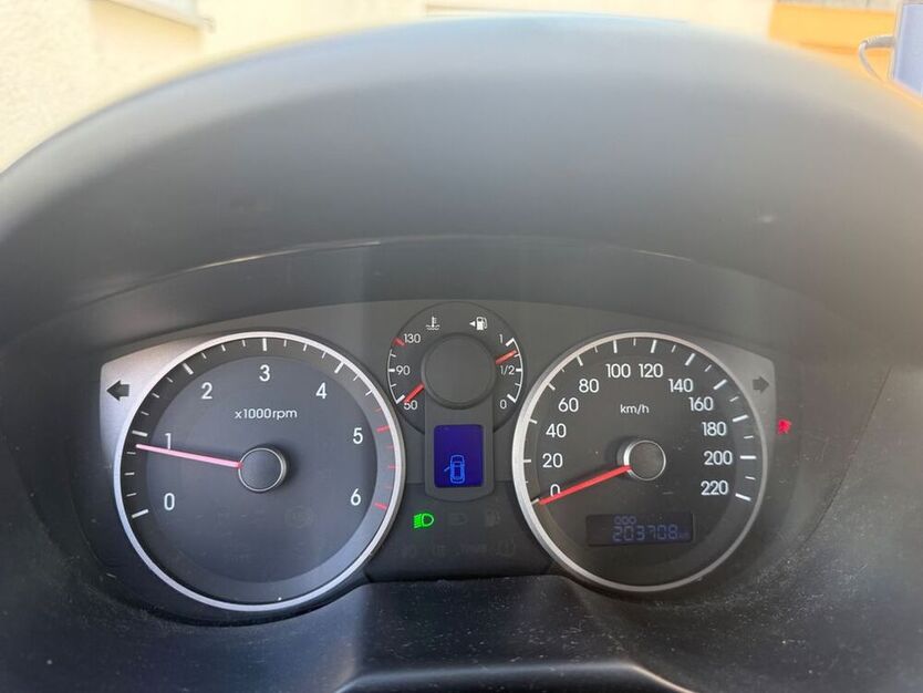i20