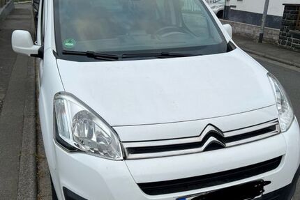 Citroen Berlingo 113.500 km 7.850 € Fleisbach 35764