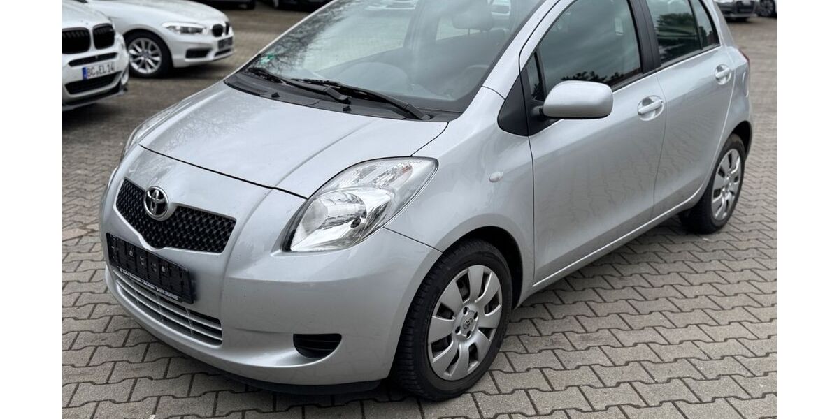 Toyota Yaris 37.655 km 6.900 &euro; Achstetten 88480