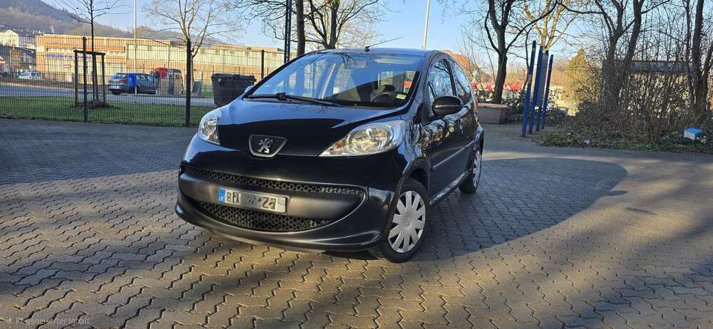 Peugeot 107 323.000 km 1.450 &euro; Siegen 57078