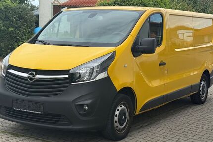 Opel Vivaro 149.000 km 7.900 € Eching 85386