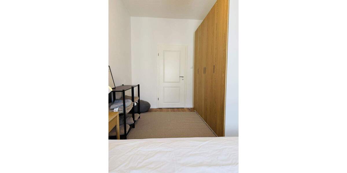 Etagenwohnung Leipzig Holzhausen - 2 Zimmer, 67 m&sup2;, 1.000&euro; | Angebot:25524192