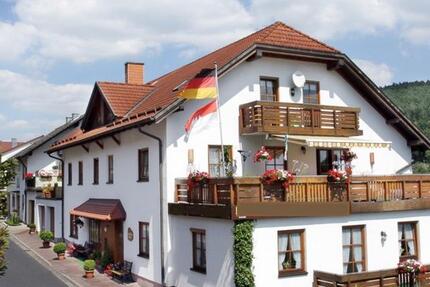 1 WG ZIMMER IN GROßZÜGIGER WOHNUNG MIT AUSBLICK nähe Lohr-Z.Nr.3 1 zimmer