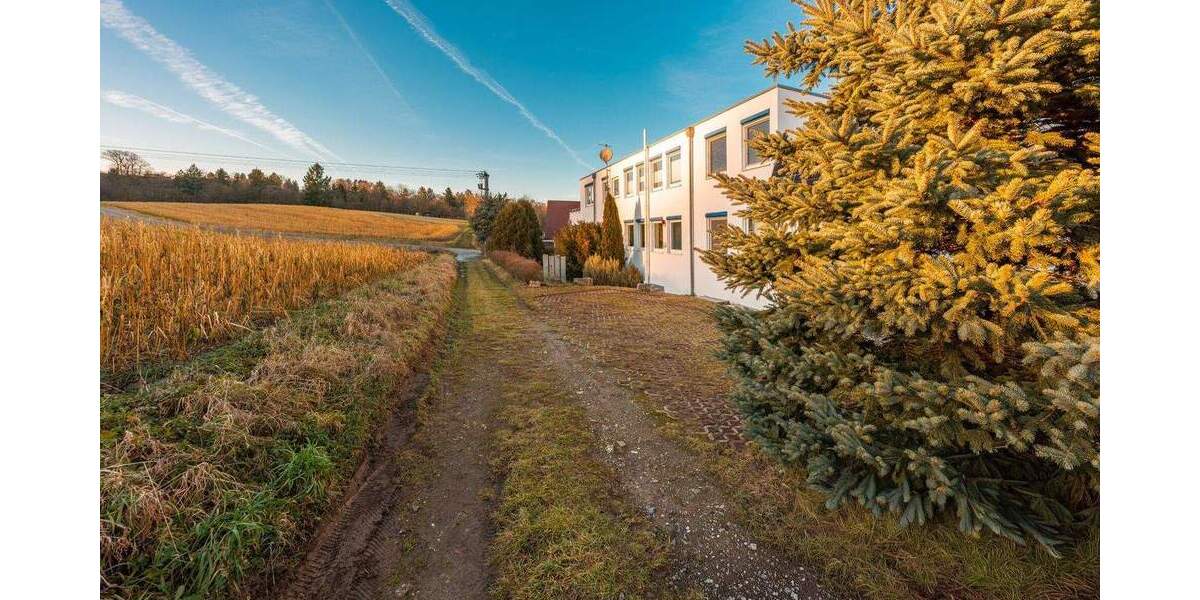 Gewerbeobjekt Remseck am Neckar / Neckargröningen Neckargröningen - 7 Zimmer, 168 m&sup2;, 398.000&euro; | Angebot:24811644