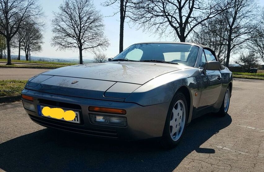944