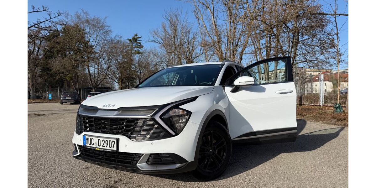 Kia Sportage 16.000 km 23.900 &euro; München 81369