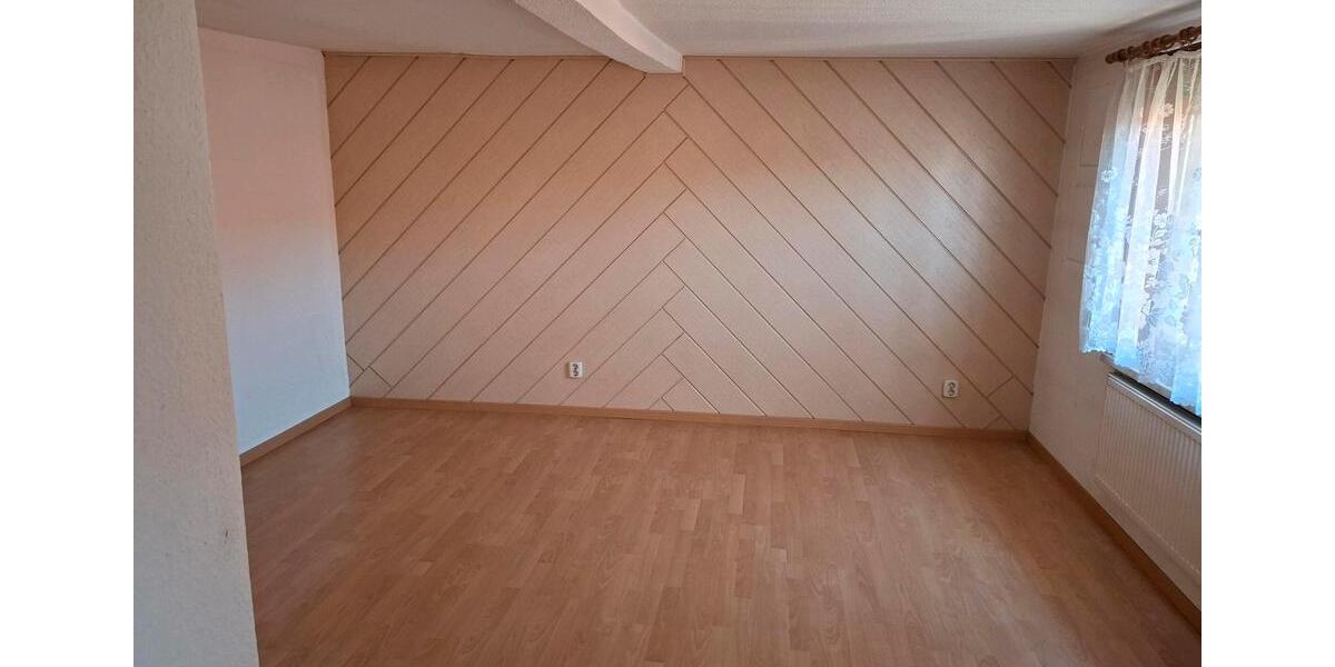 Einfamilienhaus Apolda - 5 Zimmer, 115 m&sup2;, 250.000&euro; | Angebot:27259694
