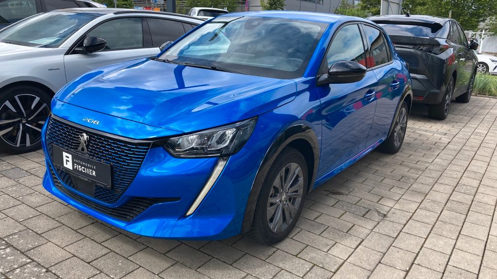 Peugeot 208 15.100 km 20.990 &euro; Landau 76829