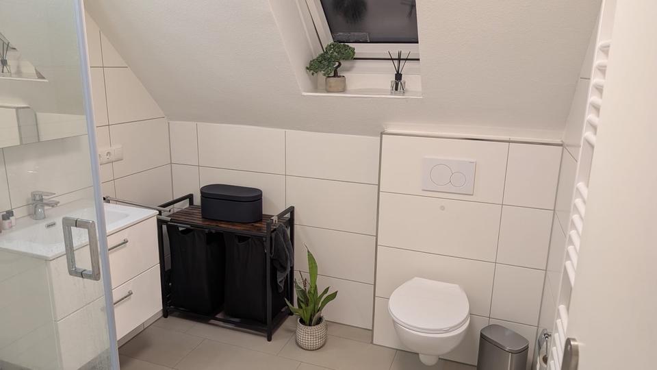 Dachgeschoßwohnung Espelkamp - 3 Zimmer, 85 m&sup2;, 780&euro; | Angebot:25414889