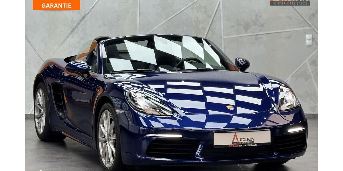 Porsche Boxster 8.400 km 68.990 € Salzgitter 38259