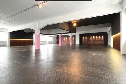 RESERVIERT - 420 m² Gewerbefläche mit Aufzug, Laderampe & Stellplätzen zimmer