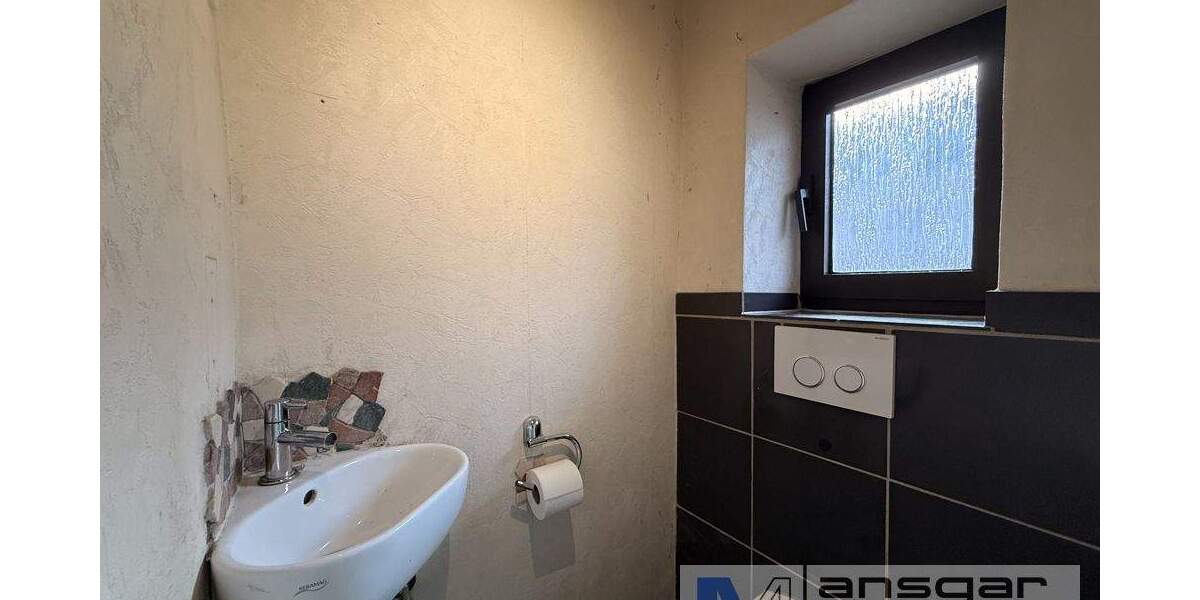 Mehrfamilienhaus, Wohnhaus Mönchengladbach / Heyden Rheydt - 6 Zimmer, 123 m&sup2;, 295.000&euro; | Angebot:24647464