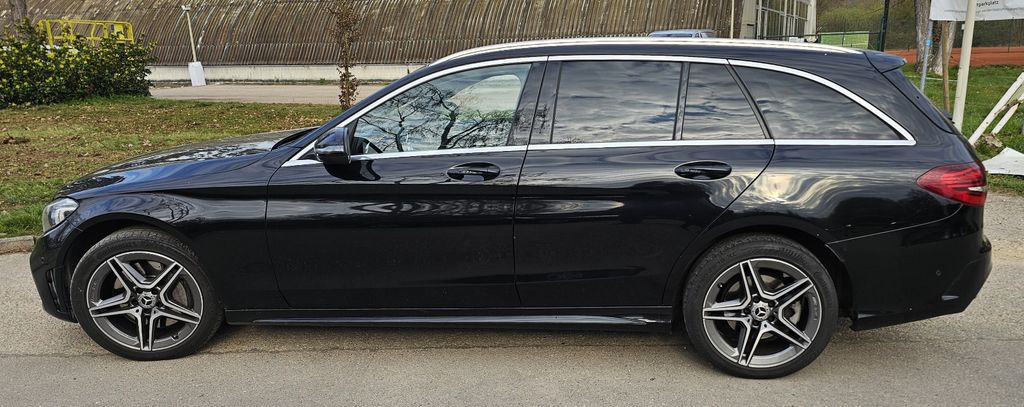 Mercedes-Benz C 300 384.040 km 12.400 &euro; Rastatt 76437
