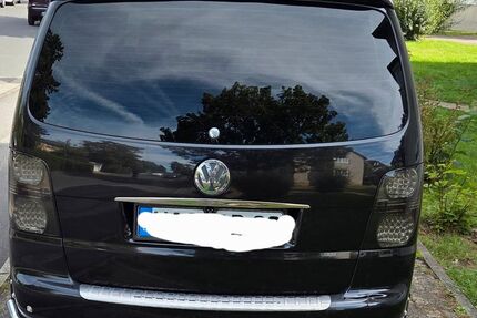VW Touran 175.500 km 6.666 € Zeil am Main 97475