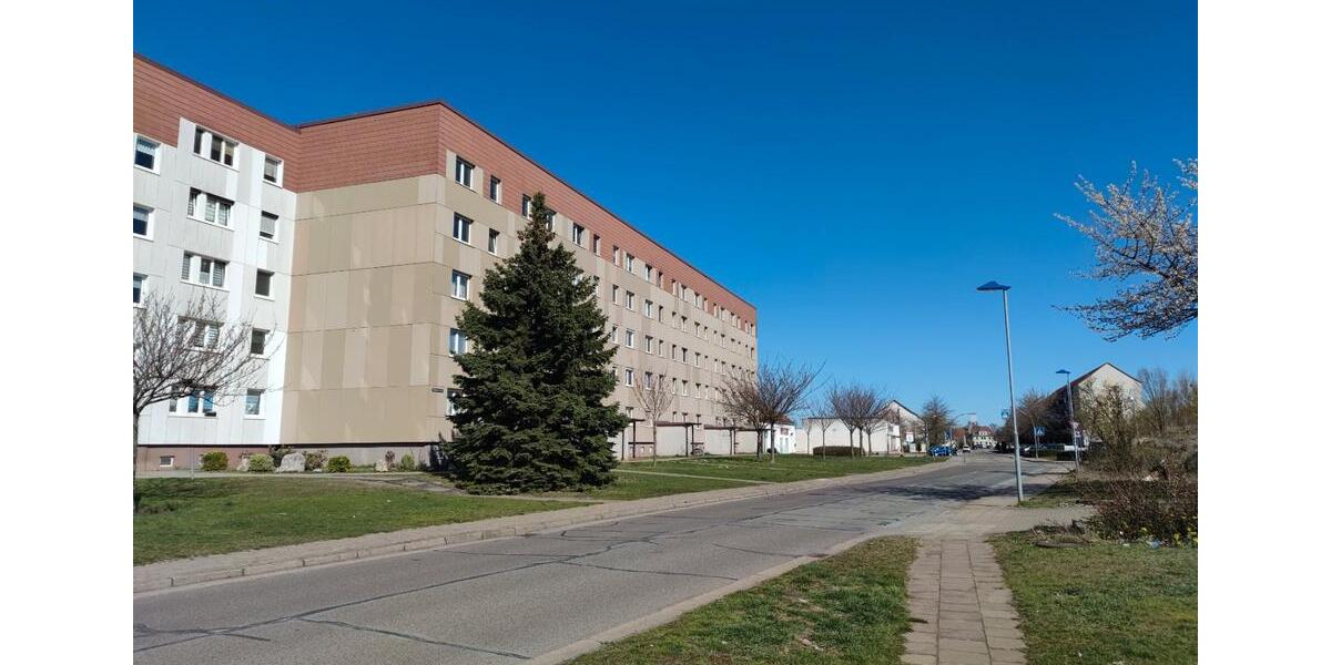 Etagenwohnung Tangerhütte - 3 Zimmer, 54 m&sup2;, 326&euro; | Angebot:26030167