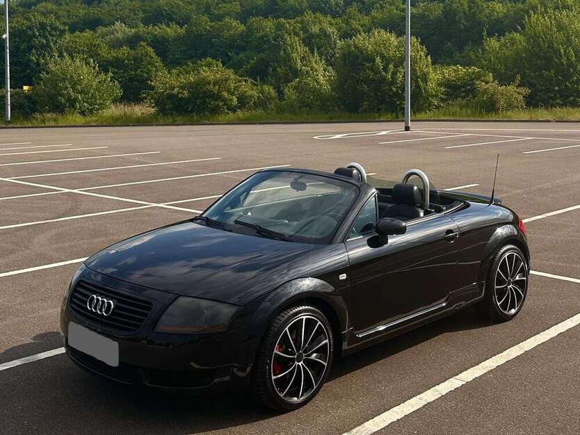 TT