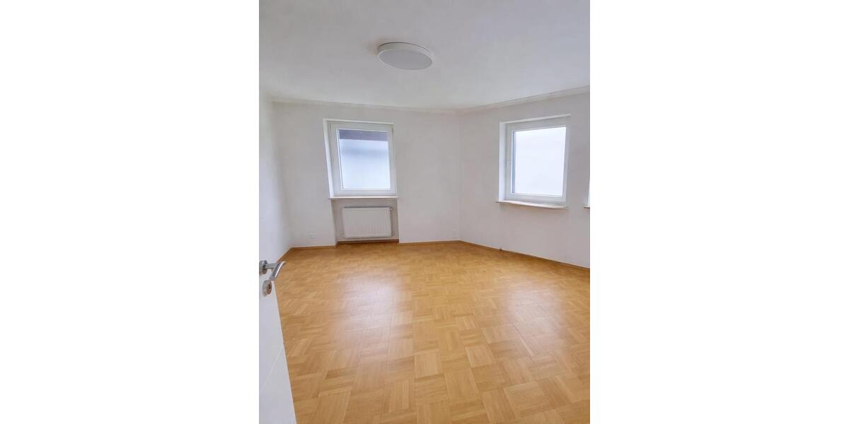 Etagenwohnung Aachen Aachen-Mitte - 4 Zimmer, 80 m&sup2;, 720&euro; | Angebot:25947699