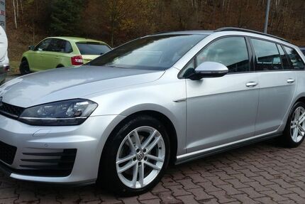 VW Golf 120.400 km 14.990 &euro; Schneeberg 08289