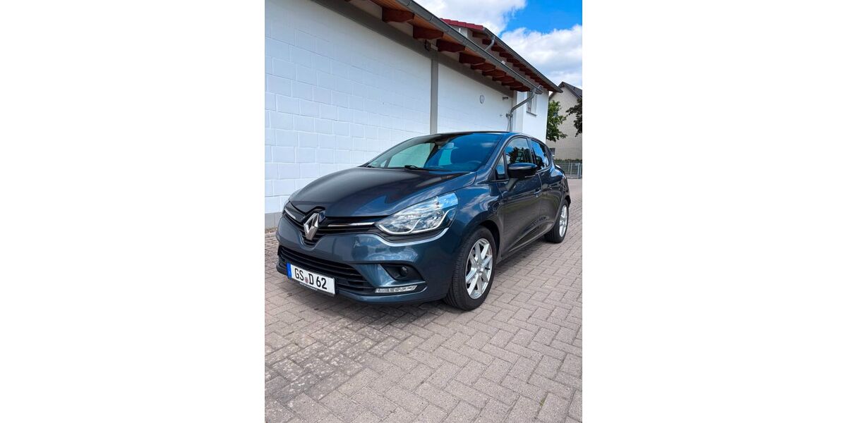 Renault Clio 148.497 km 5.900 &euro; Braunschweig 38126