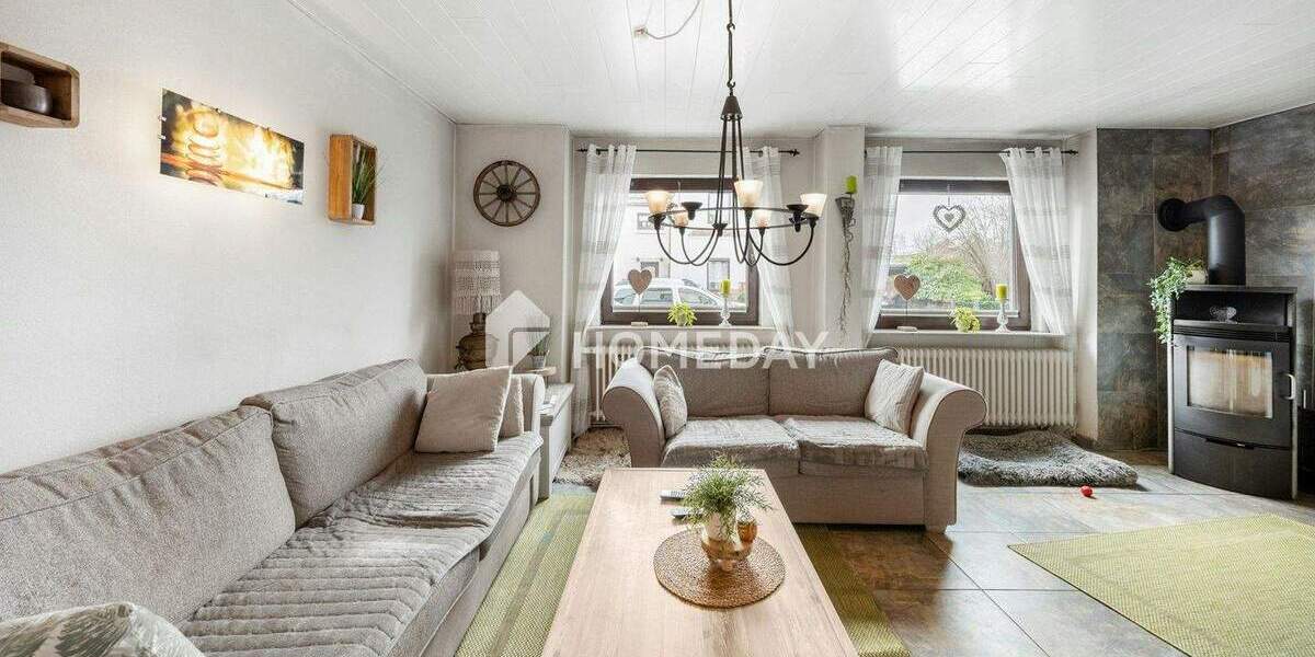 Einfamilienhaus Nordenham - 6 Zimmer, 140 m&sup2;, 249.000&euro; | Angebot:25373250