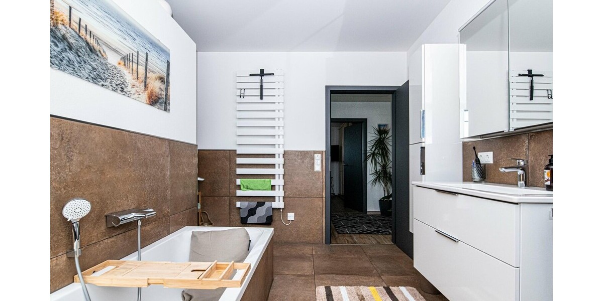 Neuwertiges Einfamilienhaus mit Kamin, PV-Anlage und Energieeffizienz A+ - Einfamilienhaus Cham / Vilzing Vilzing | Angebot:26786340