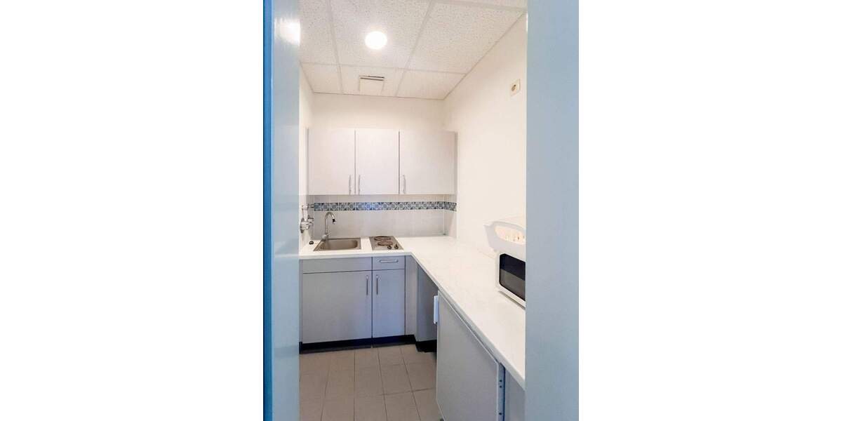 Gewerbeobjekt Stahnsdorf - 5 Zimmer, 253 m&sup2;, 2.406&euro; | Angebot:25737106