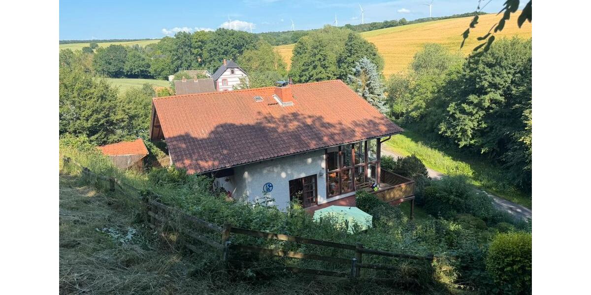 Einfamilienhaus Felsberg - 5 Zimmer, 250 m&sup2;, 350.000&euro; | Angebot:26960077