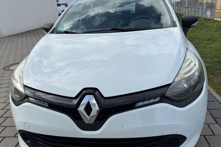 Renault Clio 121.000 km 4.999 &euro; Kettig 56220