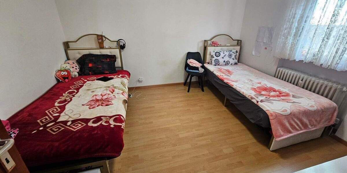 Etagenwohnung Markgröningen - 3 Zimmer, 90 m&sup2;, 275.000&euro; | Angebot:25802210